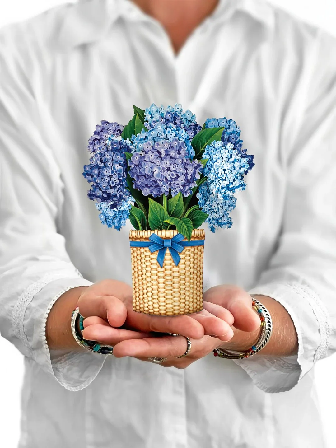 NANTUCKET HYDRANGEAS MINI POP-UP BOUQUET - Image 6